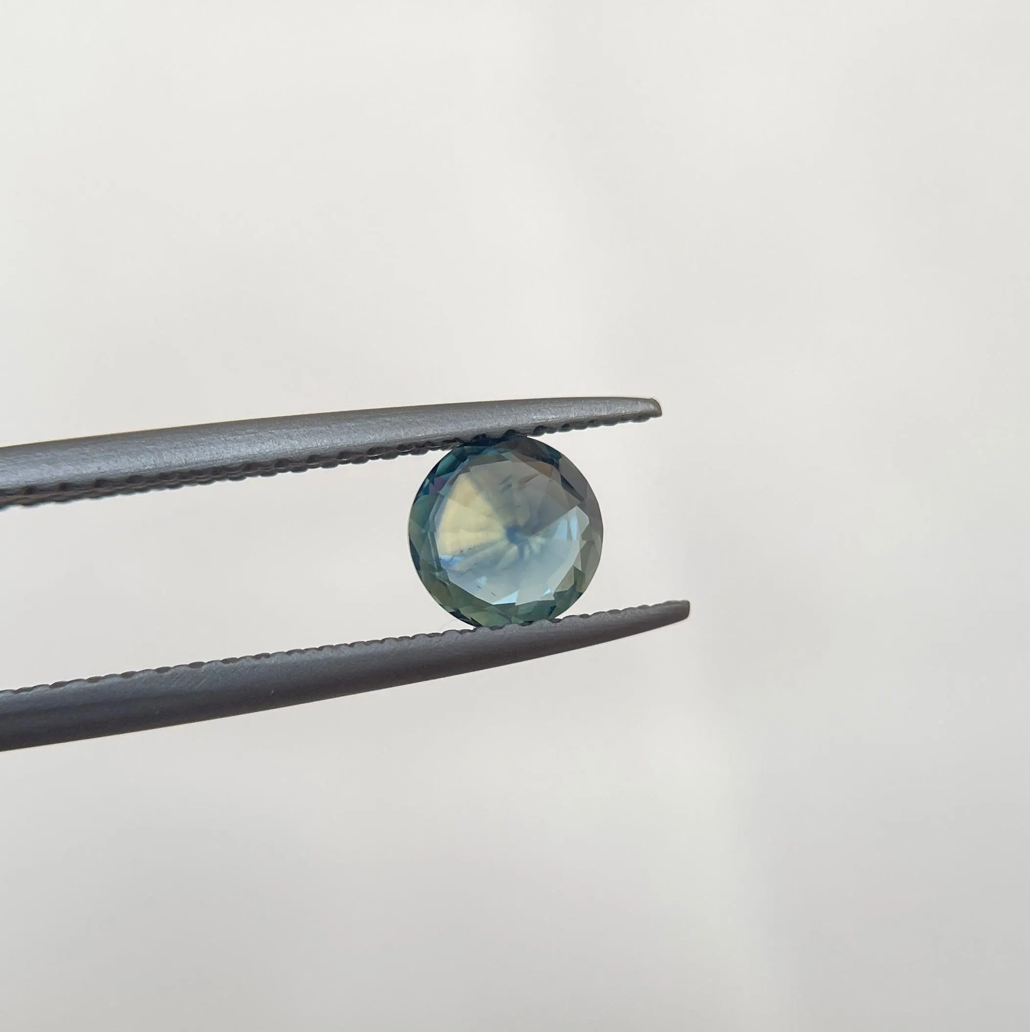 0.92 crt Teal Sapphire/ Green sapphire/ blue green sapphire / parti sapphire/ Engagement Ring/