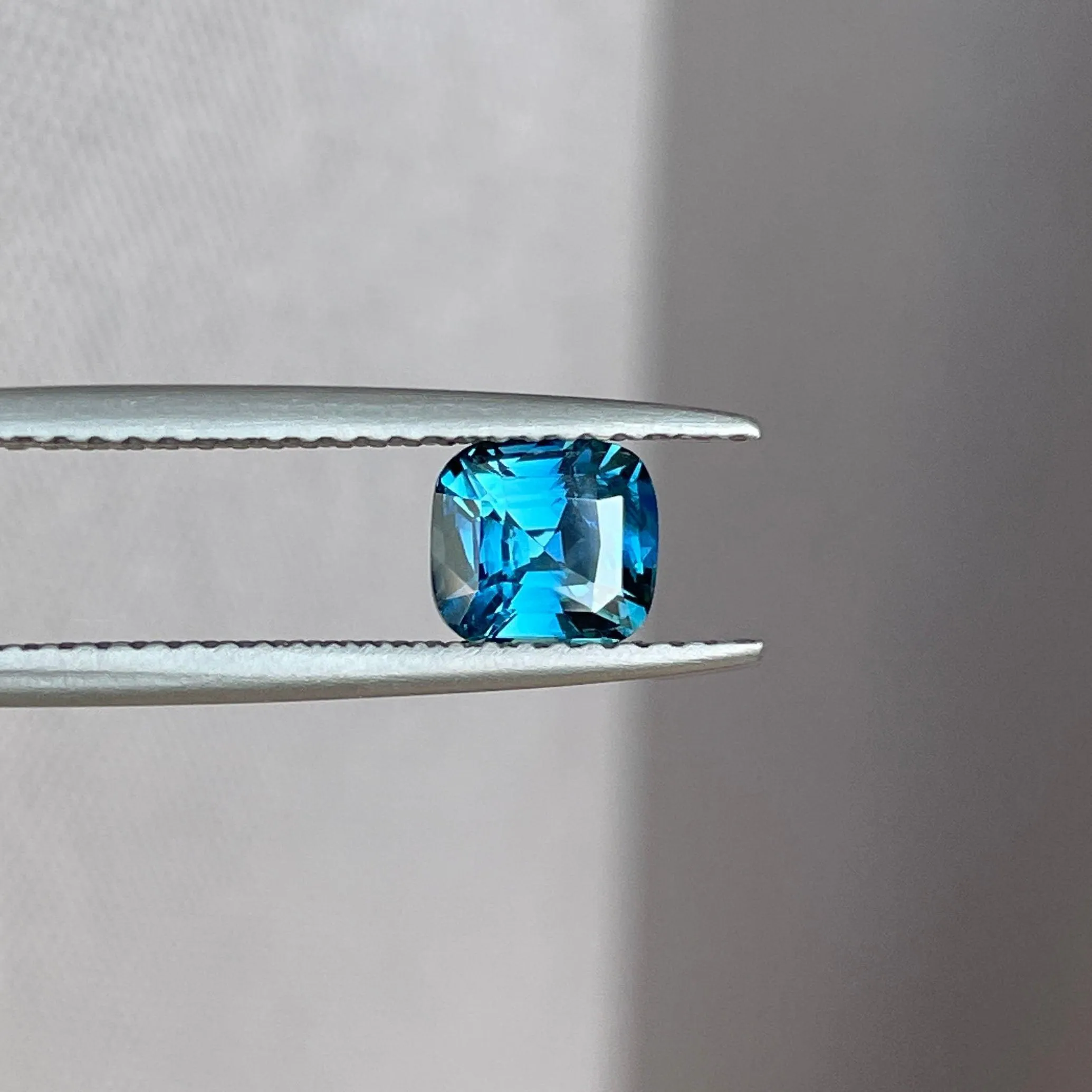 1.02 ct natural Teal Sapphire is well cut to bring out the best colour and lustre, make a custom designed unique ring with this sapphire