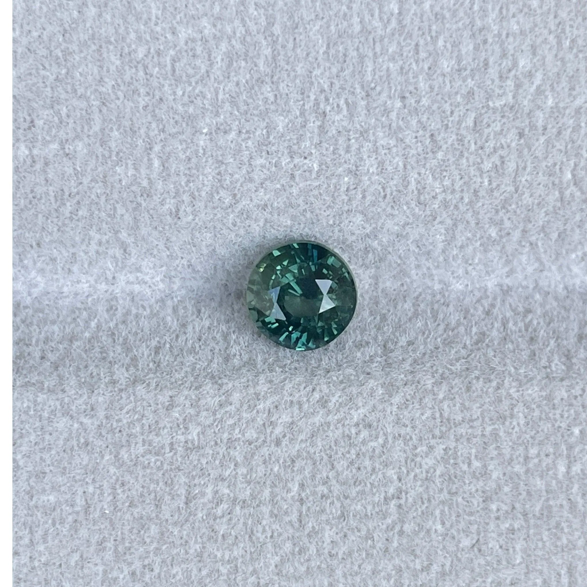 1.05 Crt Deep Teal-Green Sapphire (Heated)