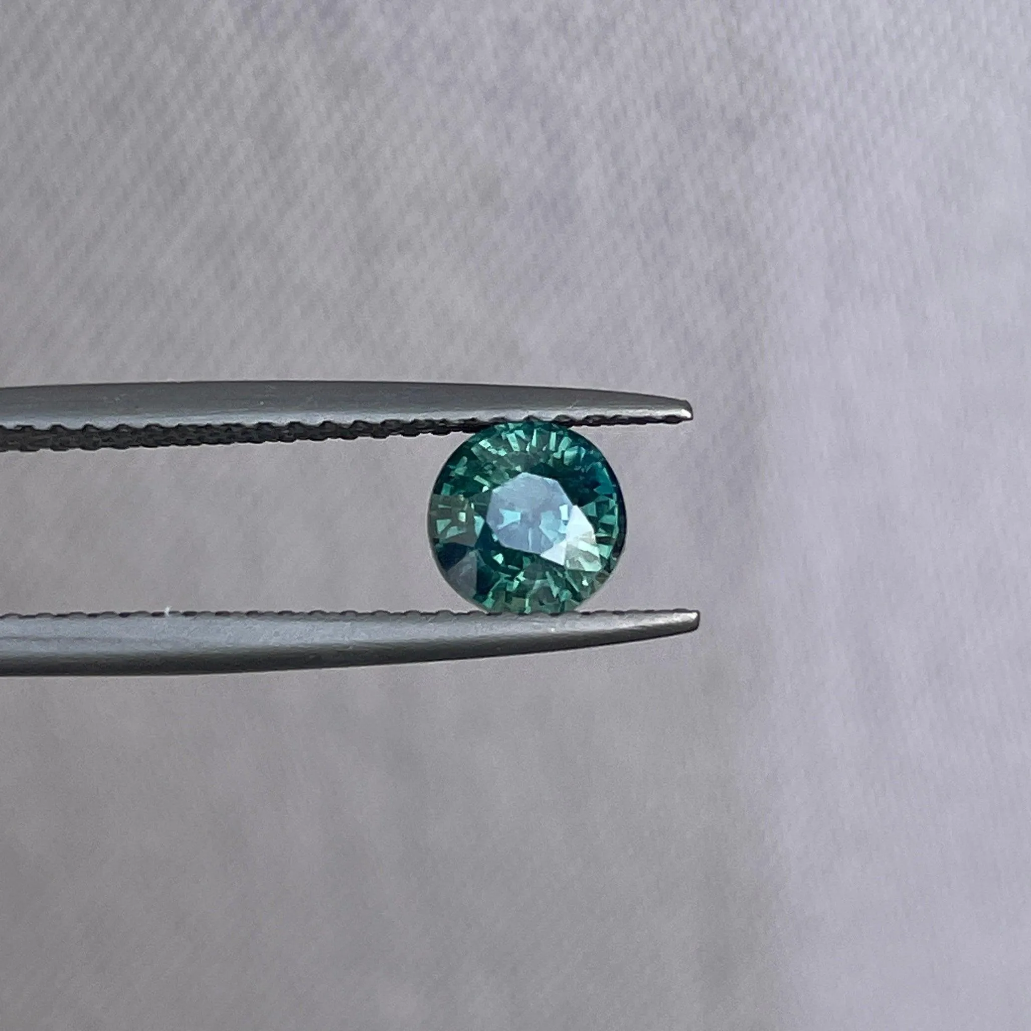 1.05 Crt Deep Teal-Green Sapphire (Heated)