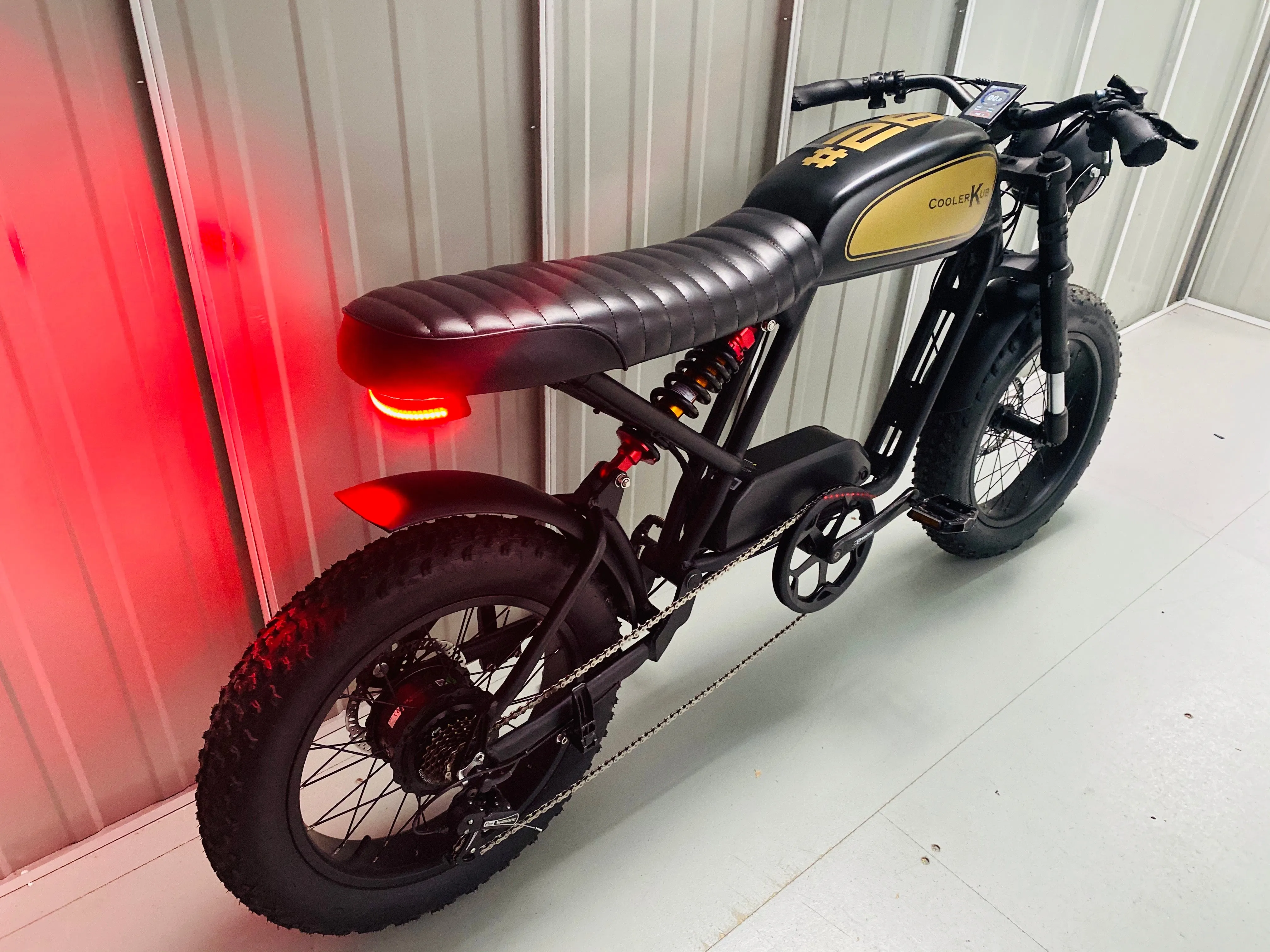 2025 UPDATED - Cooler Kub 250S - Dual Removable Battery, 80km  Range