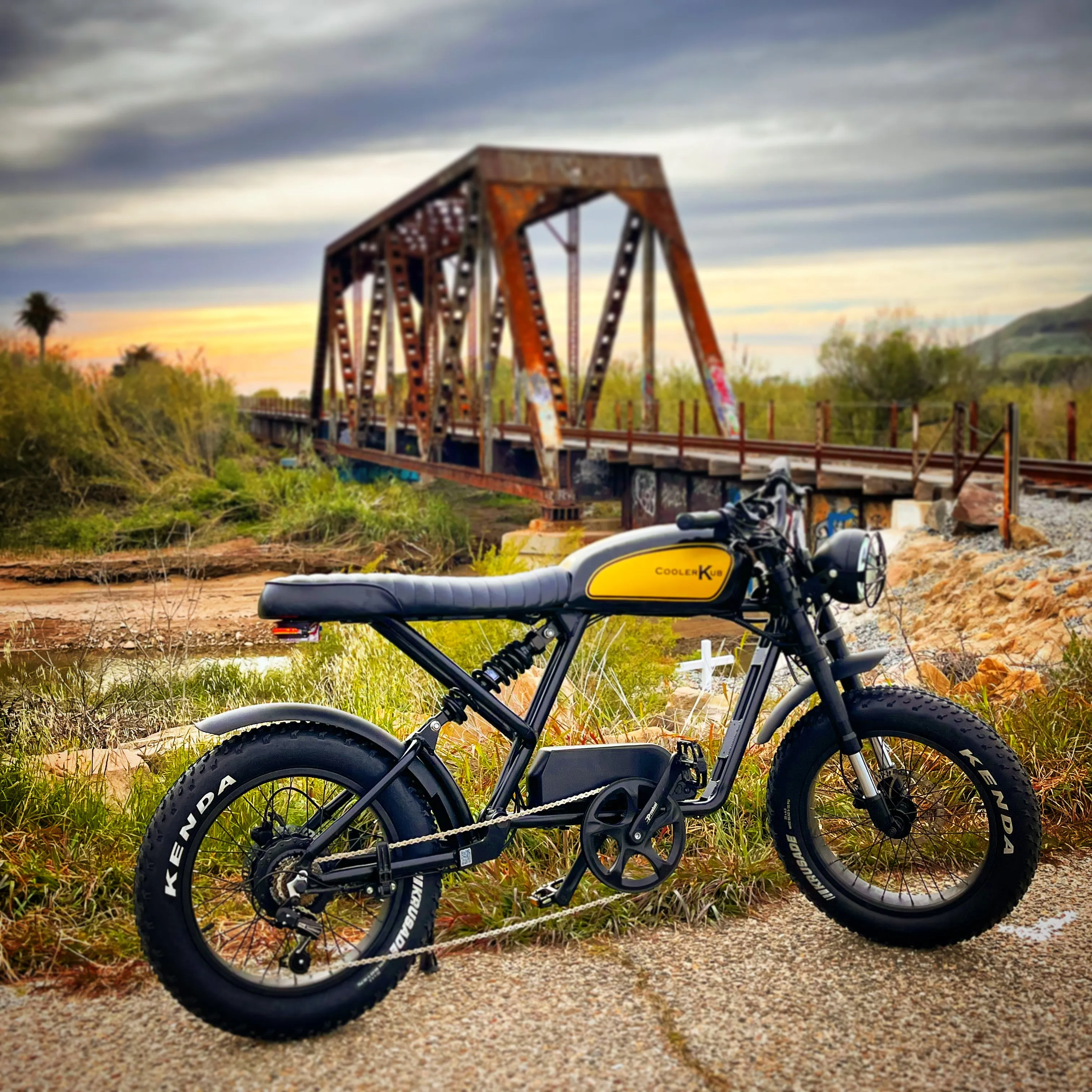 2025 UPDATED - Cooler Kub 250S - Dual Removable Battery, 80km  Range
