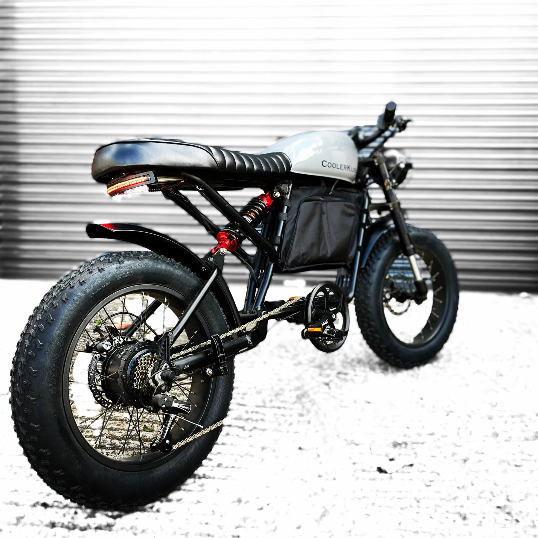 2025 UPDATED - Cooler Kub 250S - Dual Removable Battery, 80km  Range