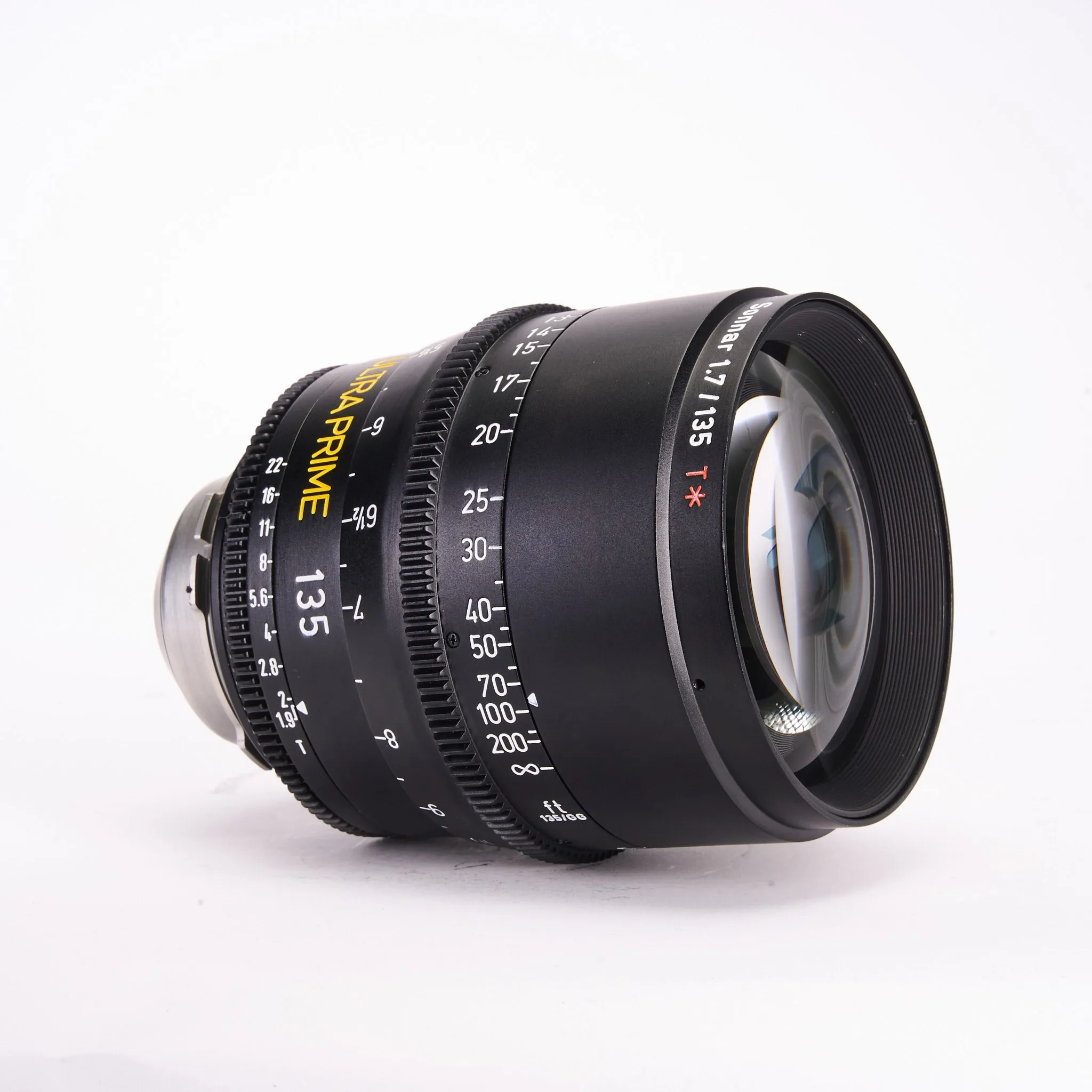 Arri/Zeiss Ultra Prime 135mm T/1.9 Lens with PL Mount & Feet