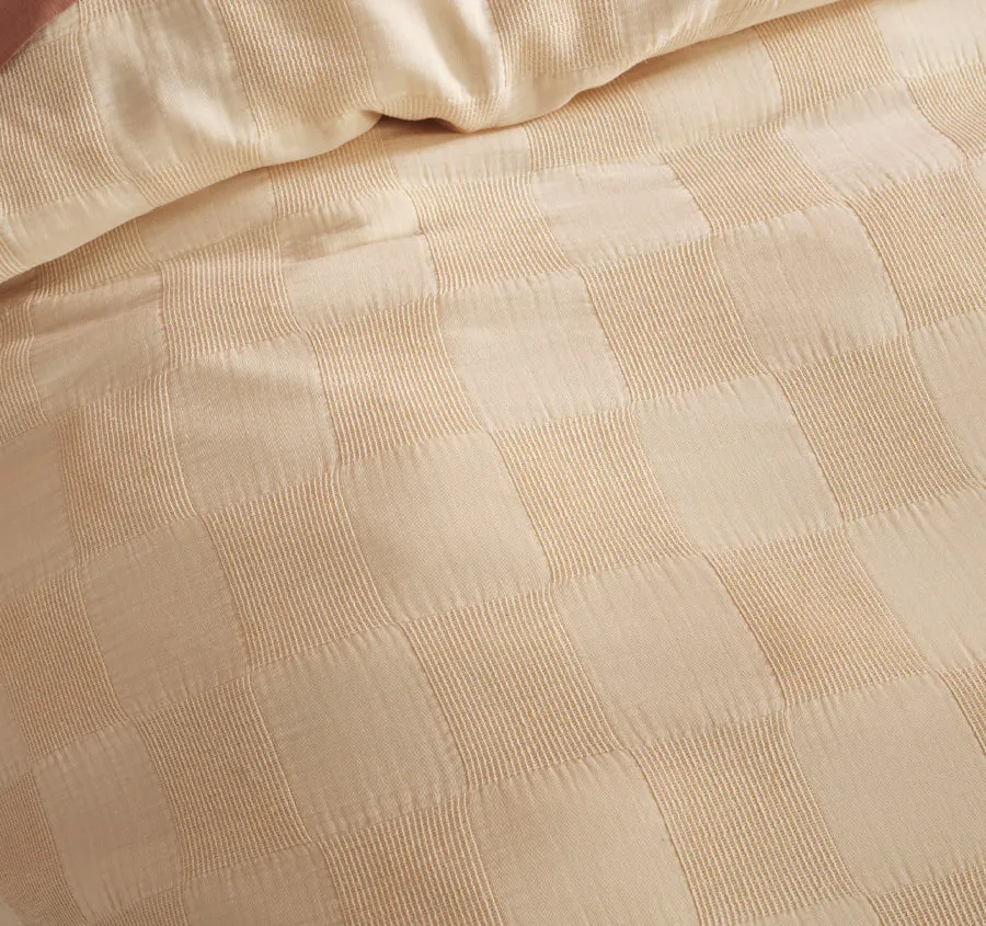 Capri Quilt Cover Set Range Pale Peach