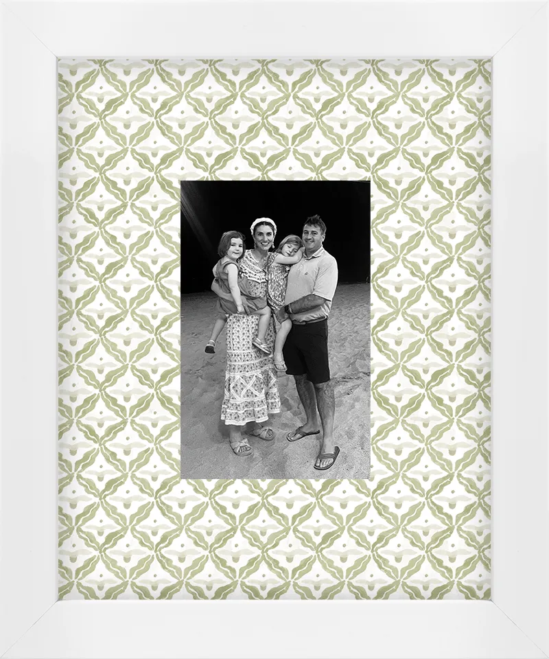Chasing Paper - Samara - White (wide mat)