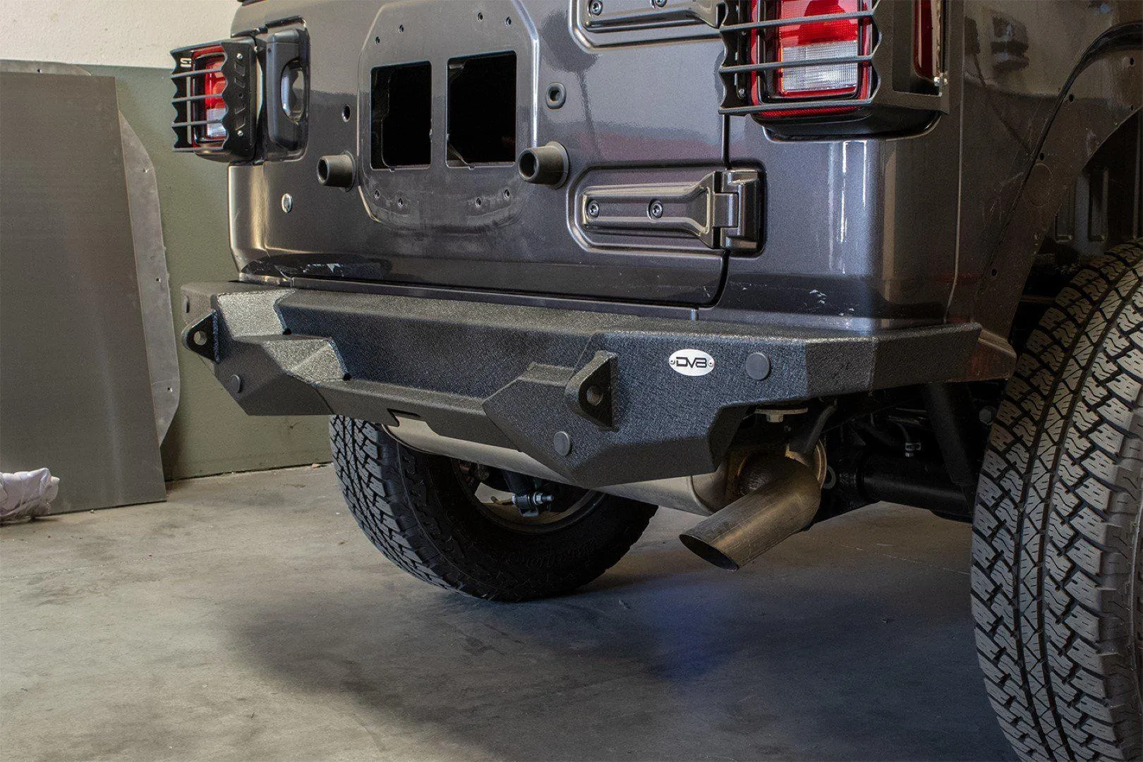DV8 Off Road Rear Bumper Jeep Wrangler JL (2018-2021) High Clearance with Carrier - RBJL-08