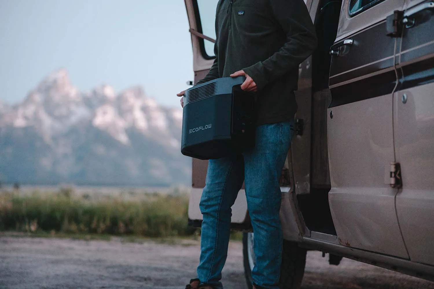 EcoFlow DELTA 2 Portable Power Station