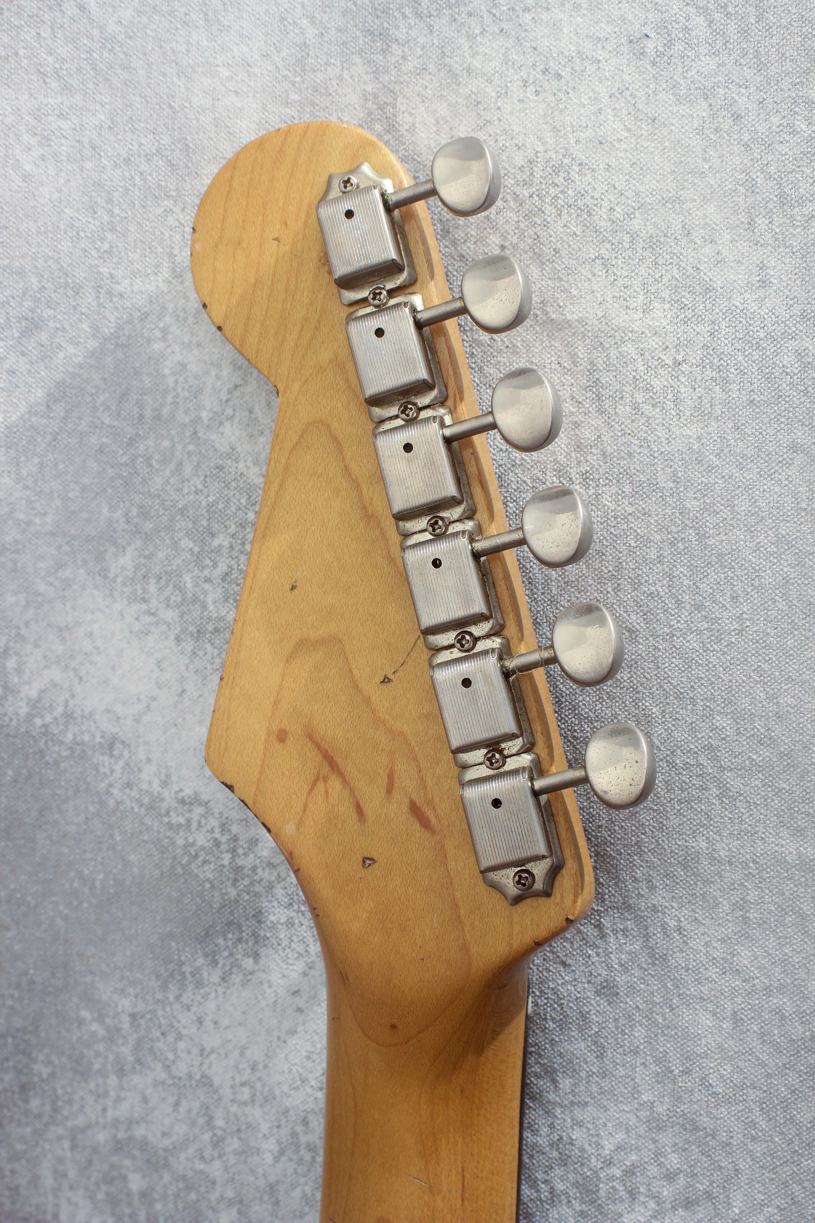 Fender Japan '54 Stratocaster ST54-85LS Fiesta Red 1987