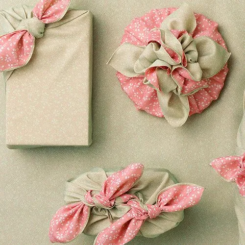 Furoshiki Amunzen Reversible 70 (Light-Green Sharkskin / Pink Sakura)