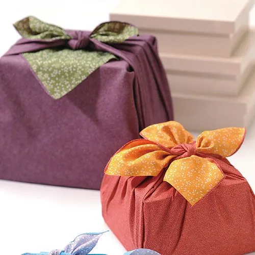 Furoshiki Amunzen Reversible 70 (Purple Sharkskin / Green Sakura)