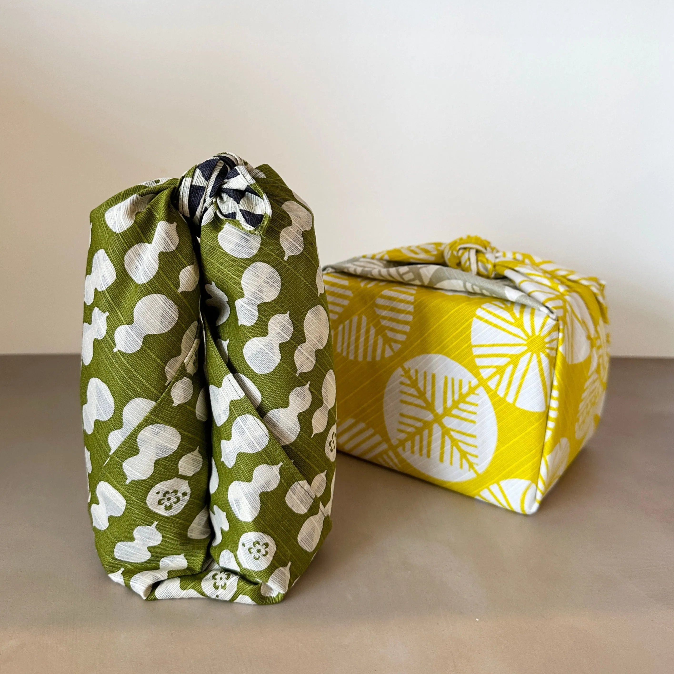 Furoshiki Fuku Musubi Reversible 48 (Gourd/Dragon Scale)
