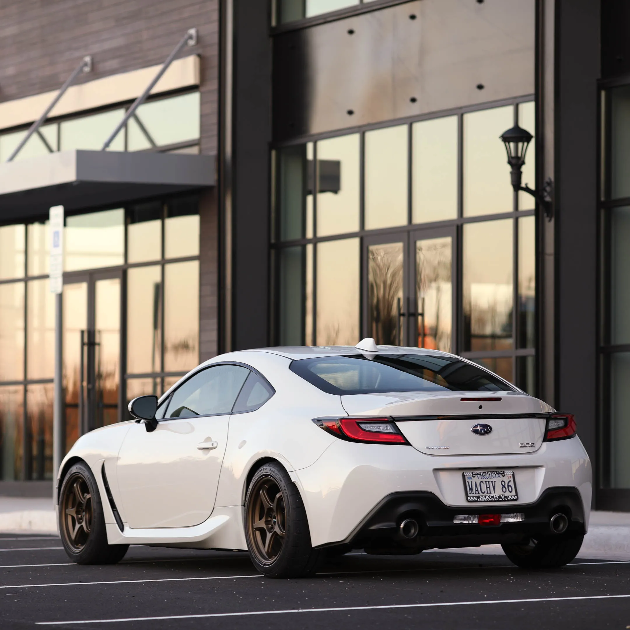 Mach V Awesome Wheel 17x9"