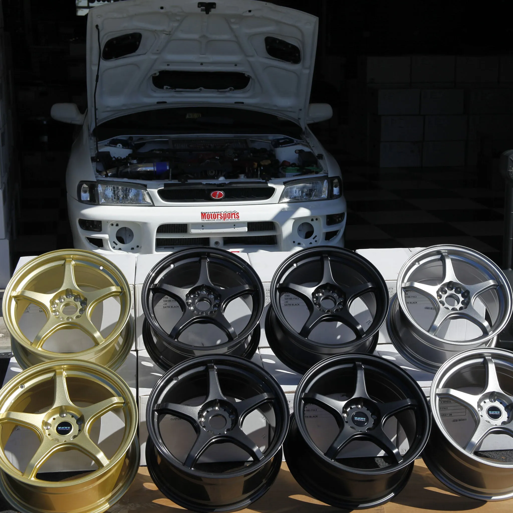 Mach V Awesome Wheel 17x9"