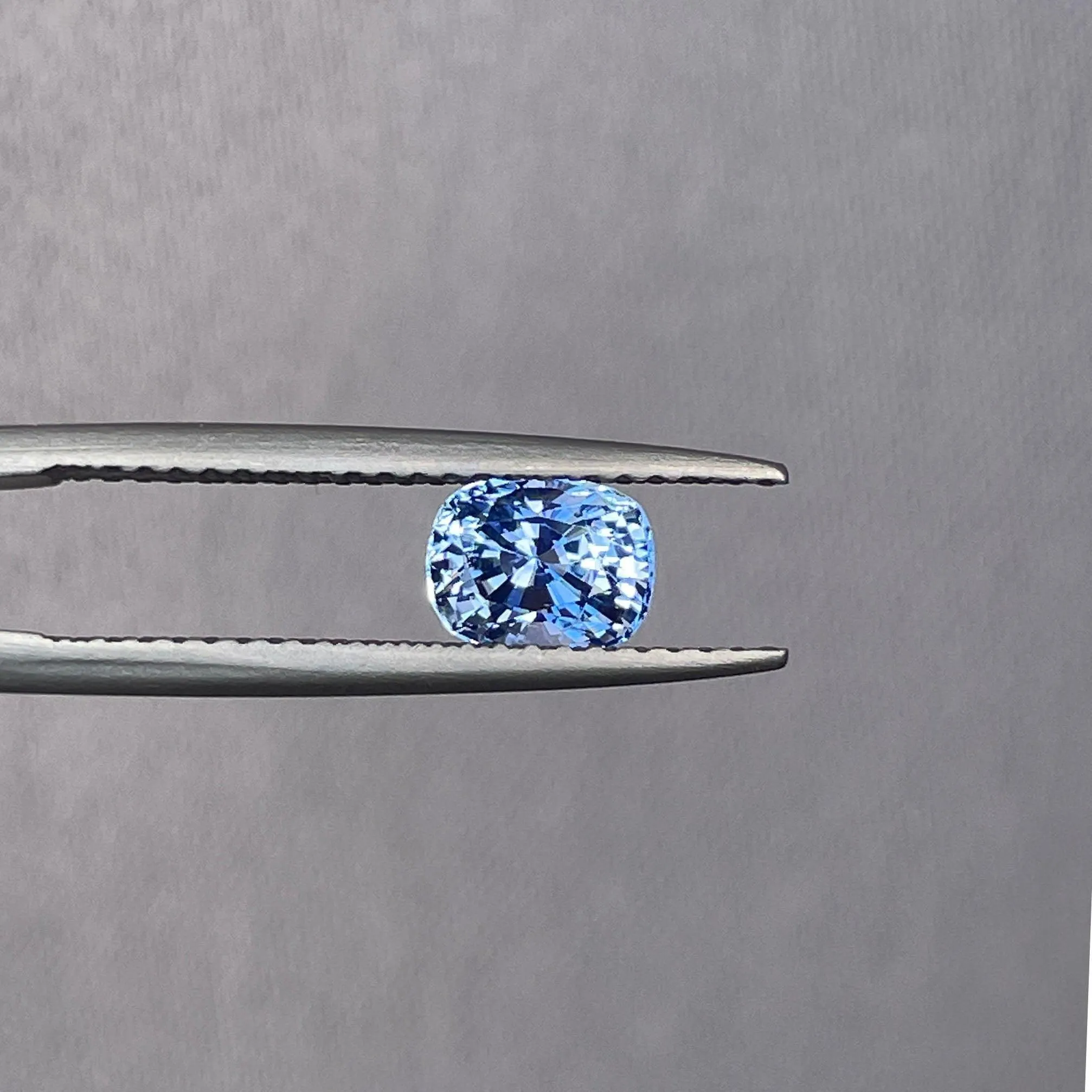 Natural Blue sapphire Cushion cut, Tufts Blue sapphire 1.06 crt, Unmounted Loose Stone for Jewelry Making Tools