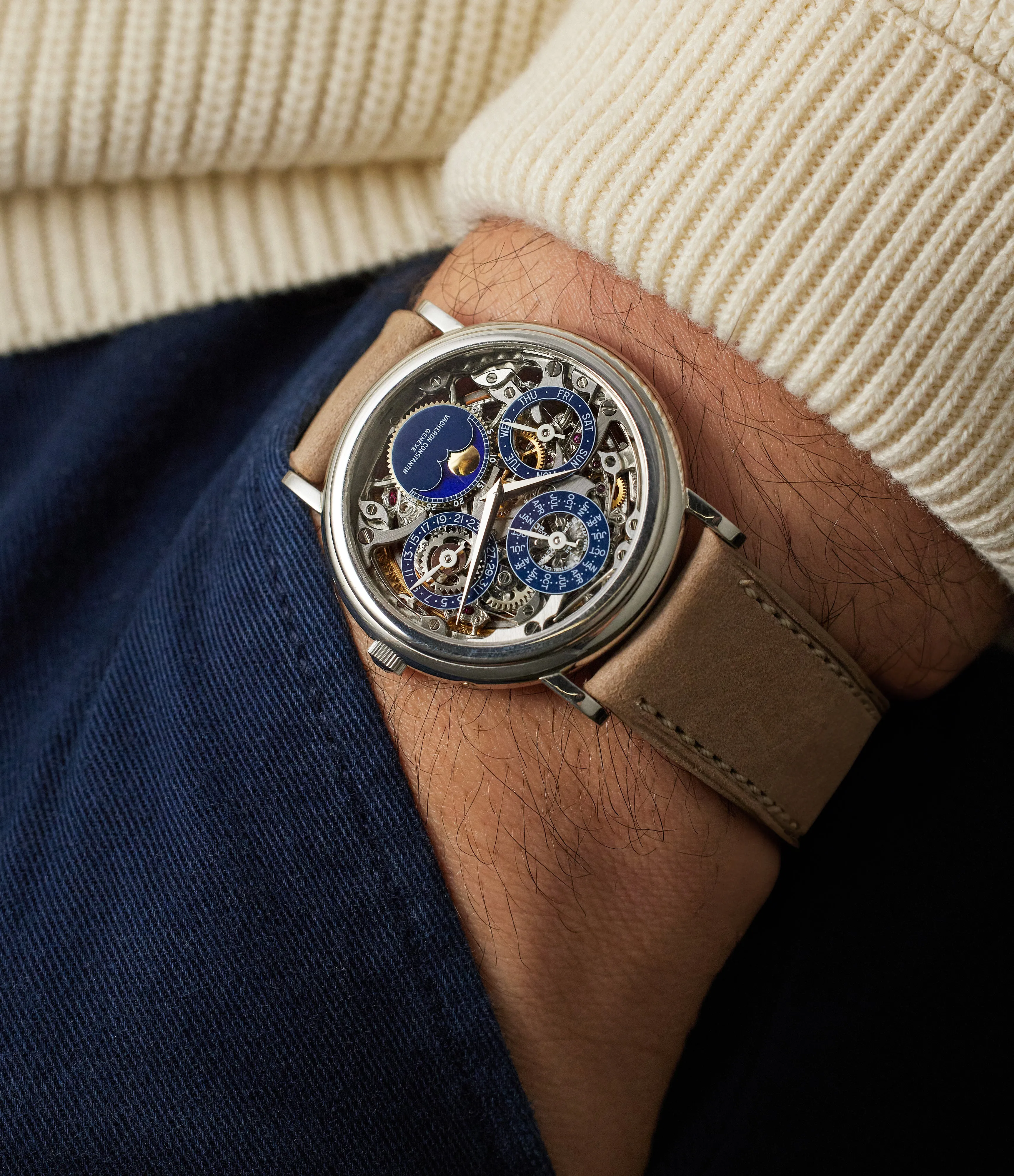 Perpetual Calendar | 43032P | Platinum