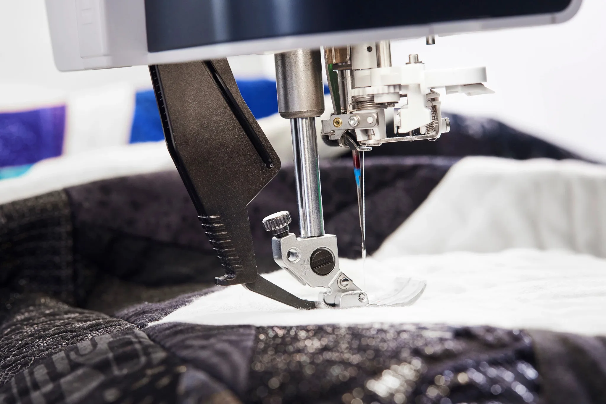 PFAFF® creative performance™ 950 Sewing & Embroidery Machine