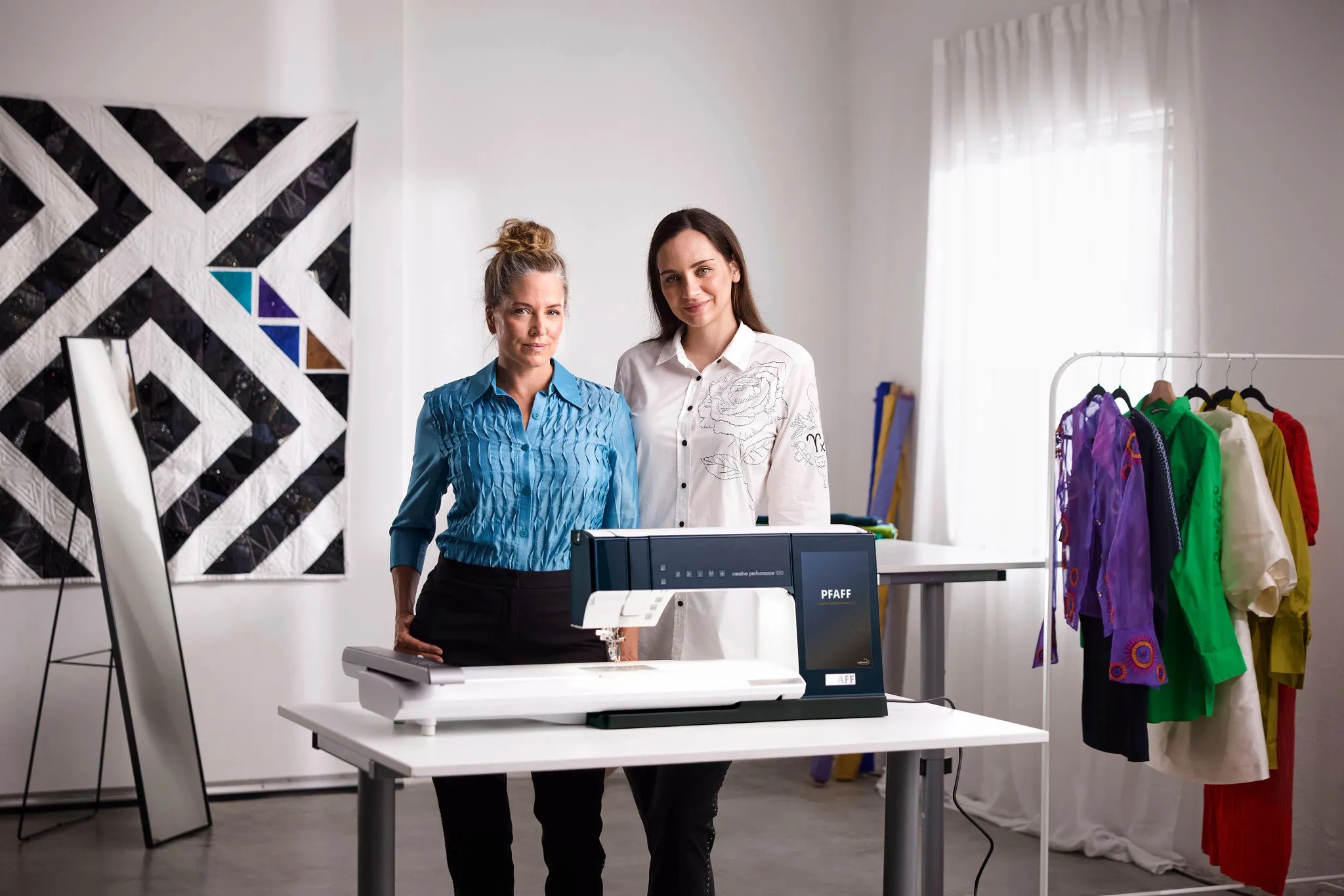 PFAFF® creative performance™ 950 Sewing & Embroidery Machine