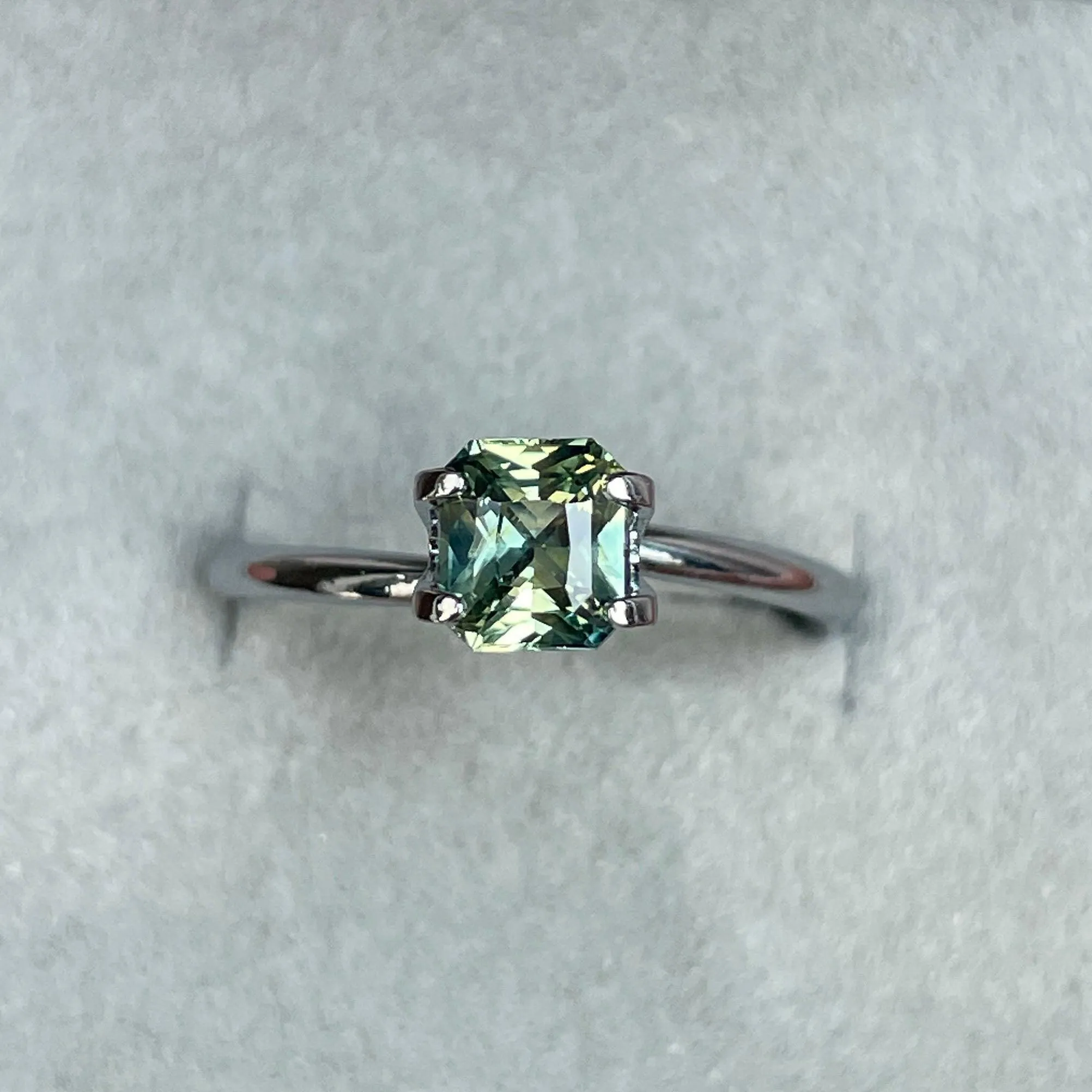 Radiant cut Greenish blue sapphire, 1.00 crt.