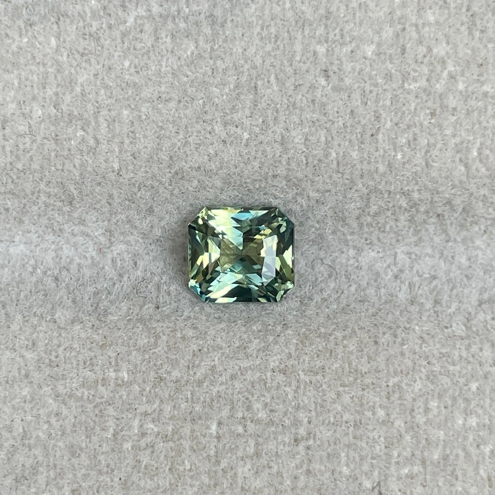 Radiant cut Greenish blue sapphire, 1.00 crt.
