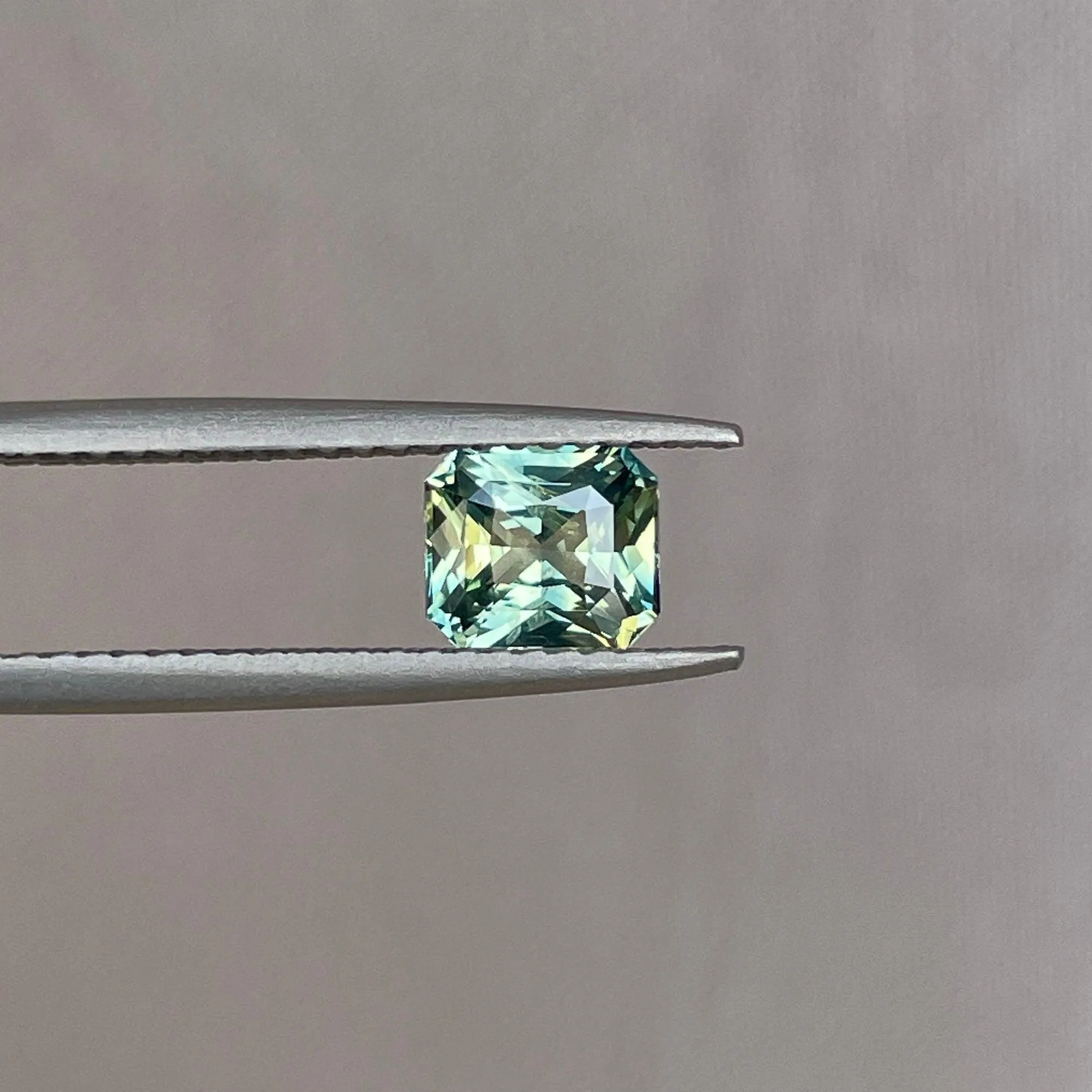Radiant cut Greenish blue sapphire, 1.00 crt.