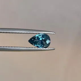 Teal sapphire Pear cut, 0.87 crt
