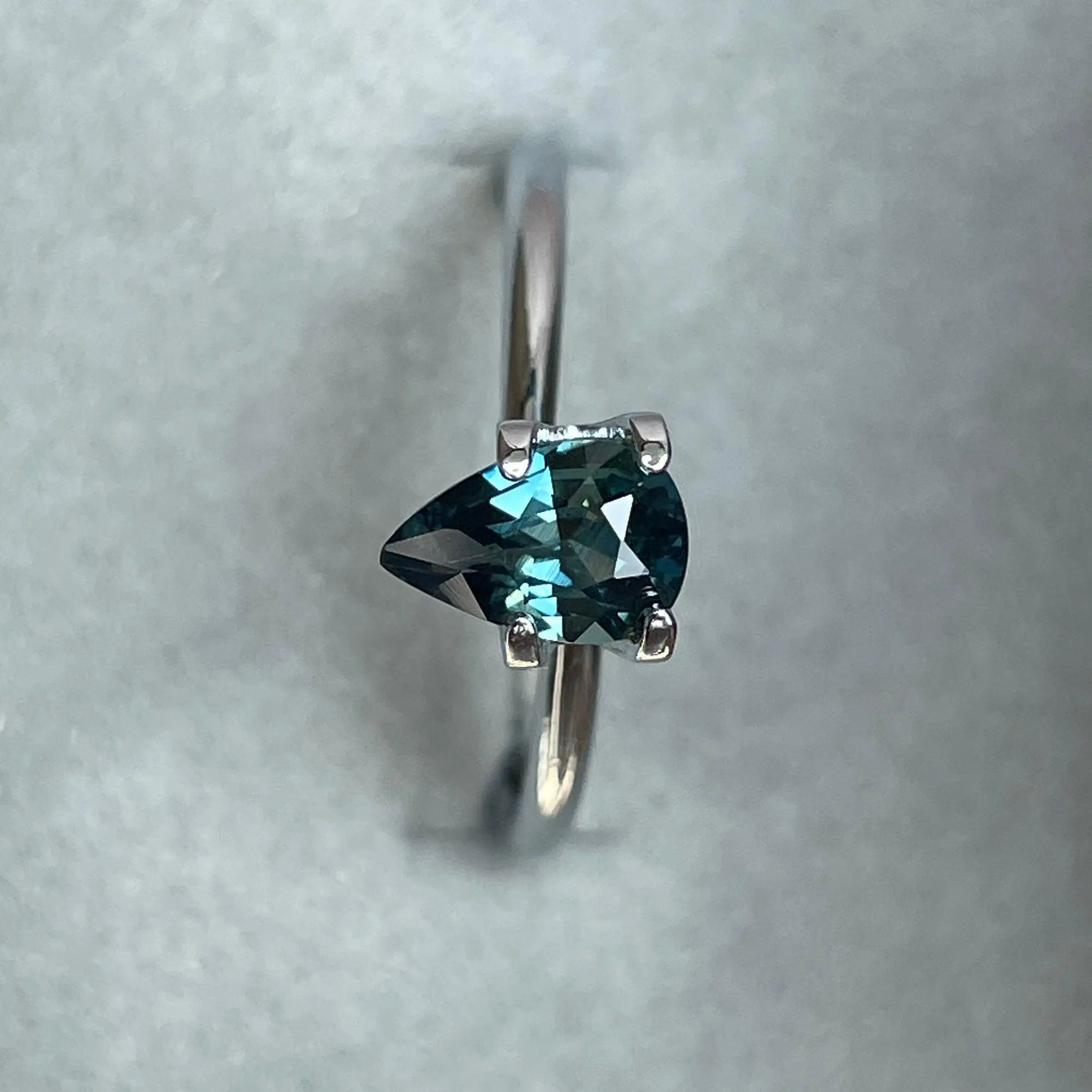Teal sapphire Pear cut, 0.93 crt
