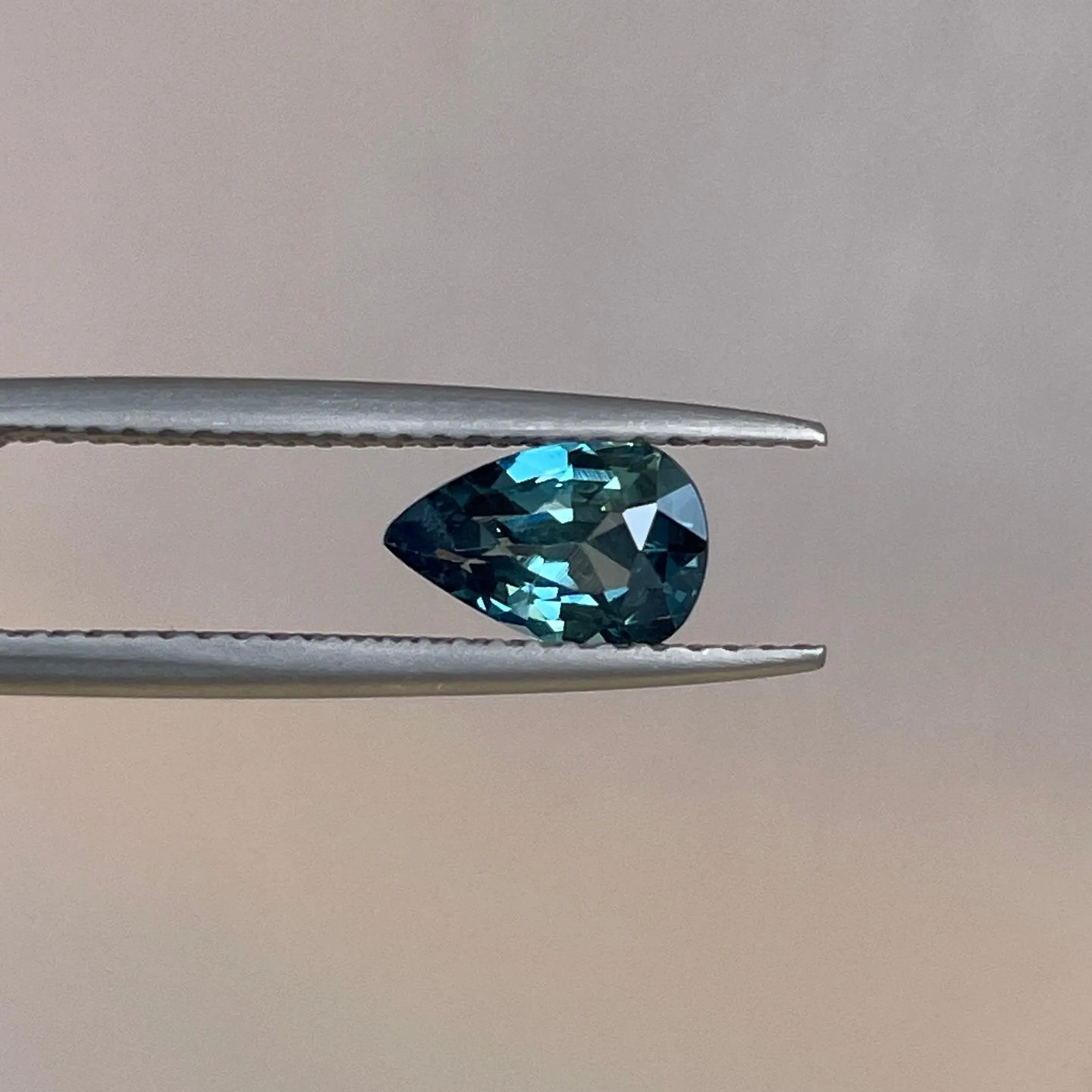 Teal sapphire Pear cut, 0.93 crt