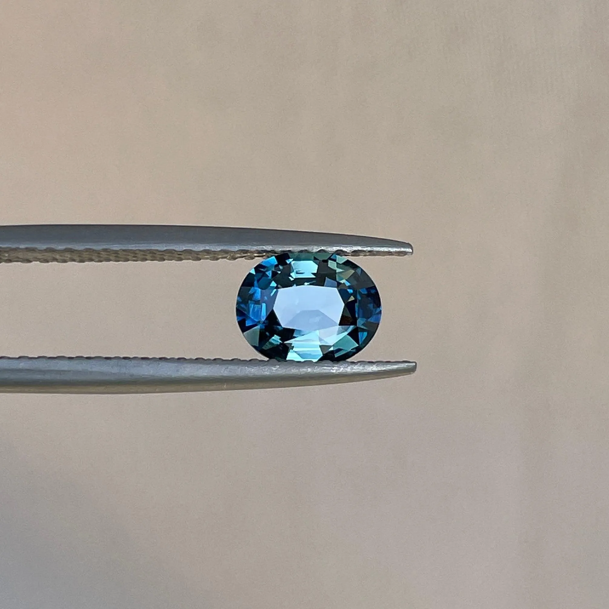 Teal sapphire stone, 1.04 crt capri Natural teal sapphire. Flawless CERTIFIED Stunning Loose Gemstone