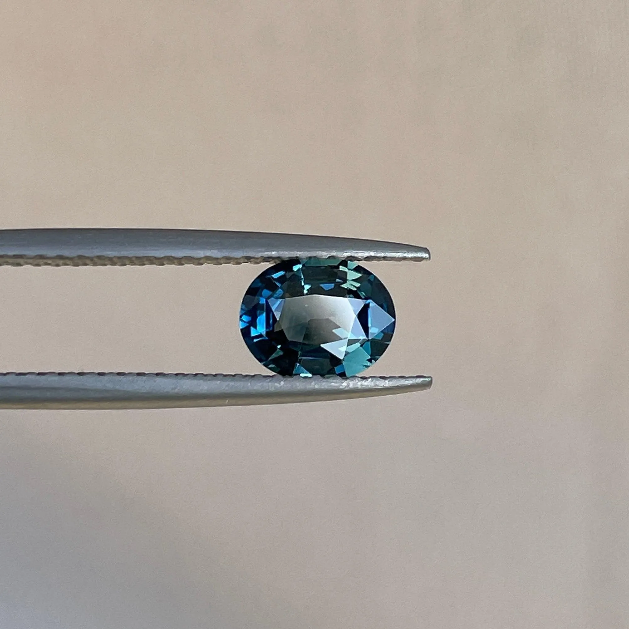 Teal sapphire stone, 1.04 crt capri Natural teal sapphire. Flawless CERTIFIED Stunning Loose Gemstone