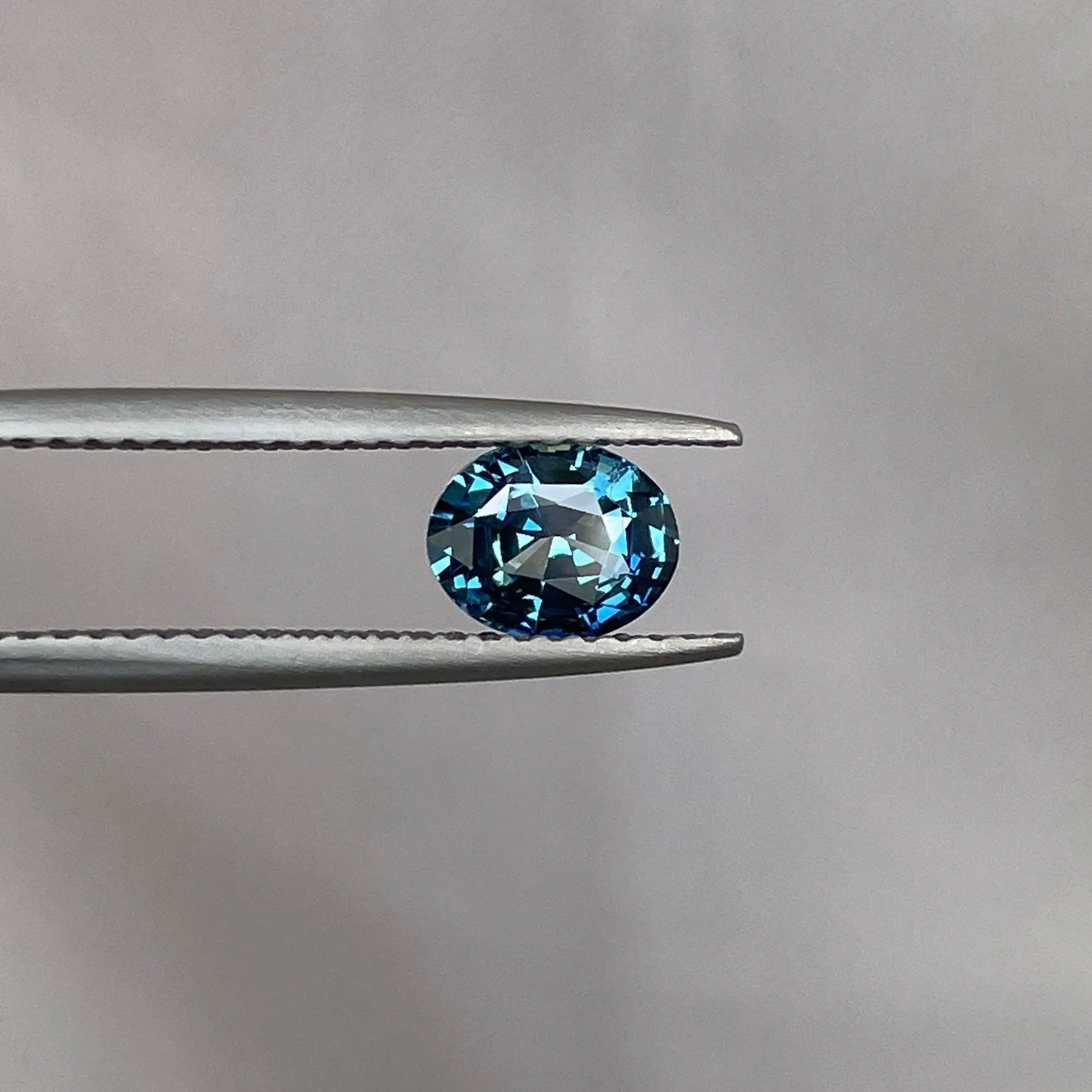 Teal sapphire stone, 1.05 crt swiss alps Natural teal sapphire. Beautiful loose Gemstone for Ring Making