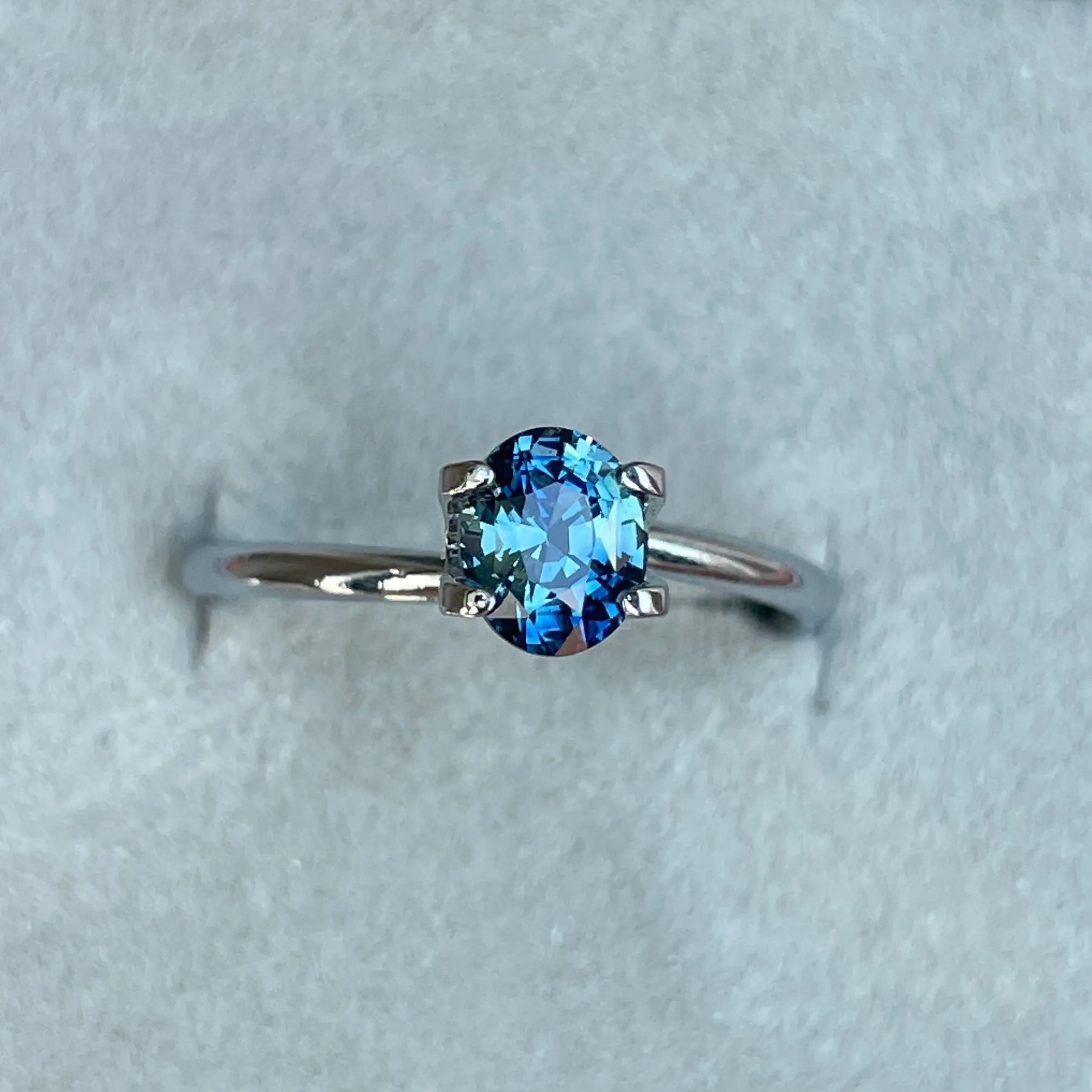 Teal sapphire stone, porto, portugal sapphire 1.08 crt teal sapphire. Earth mined sapphire