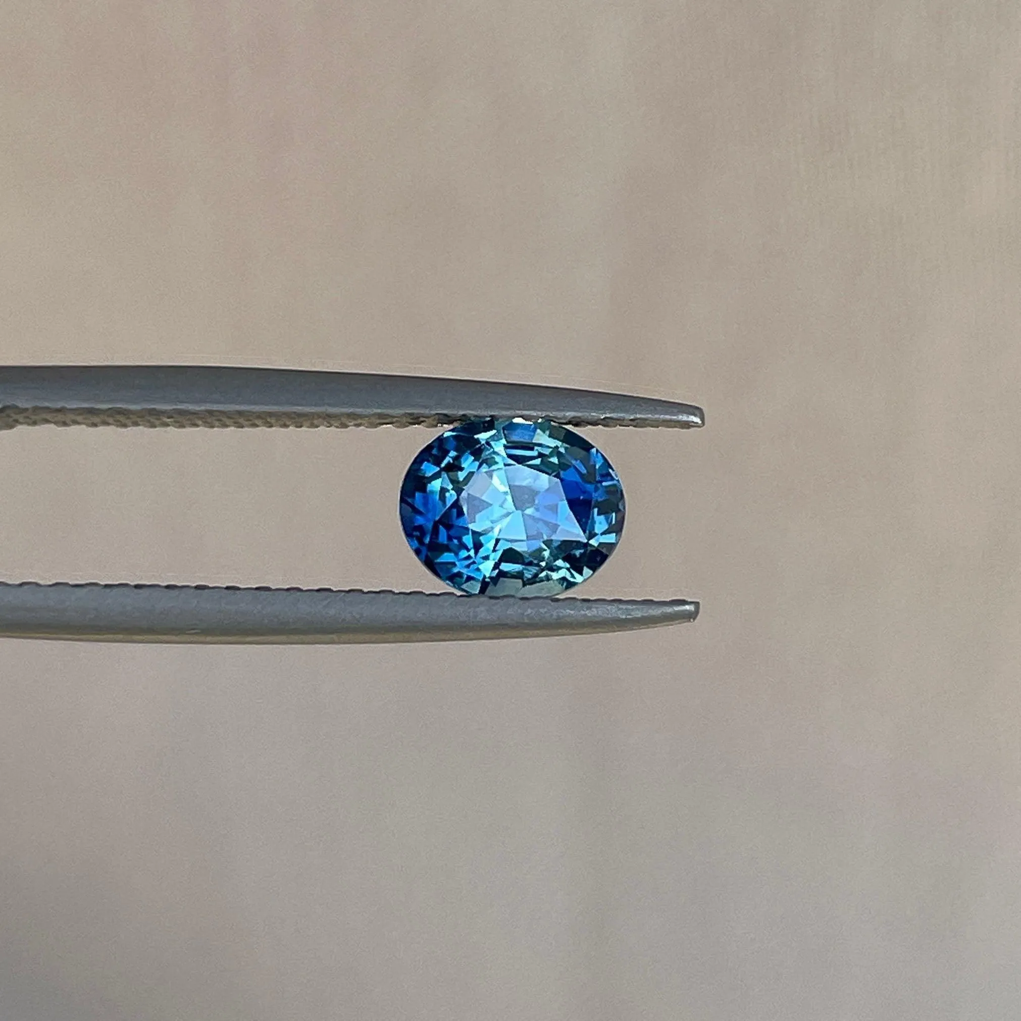 Teal sapphire stone, porto, portugal sapphire 1.08 crt teal sapphire. Earth mined sapphire