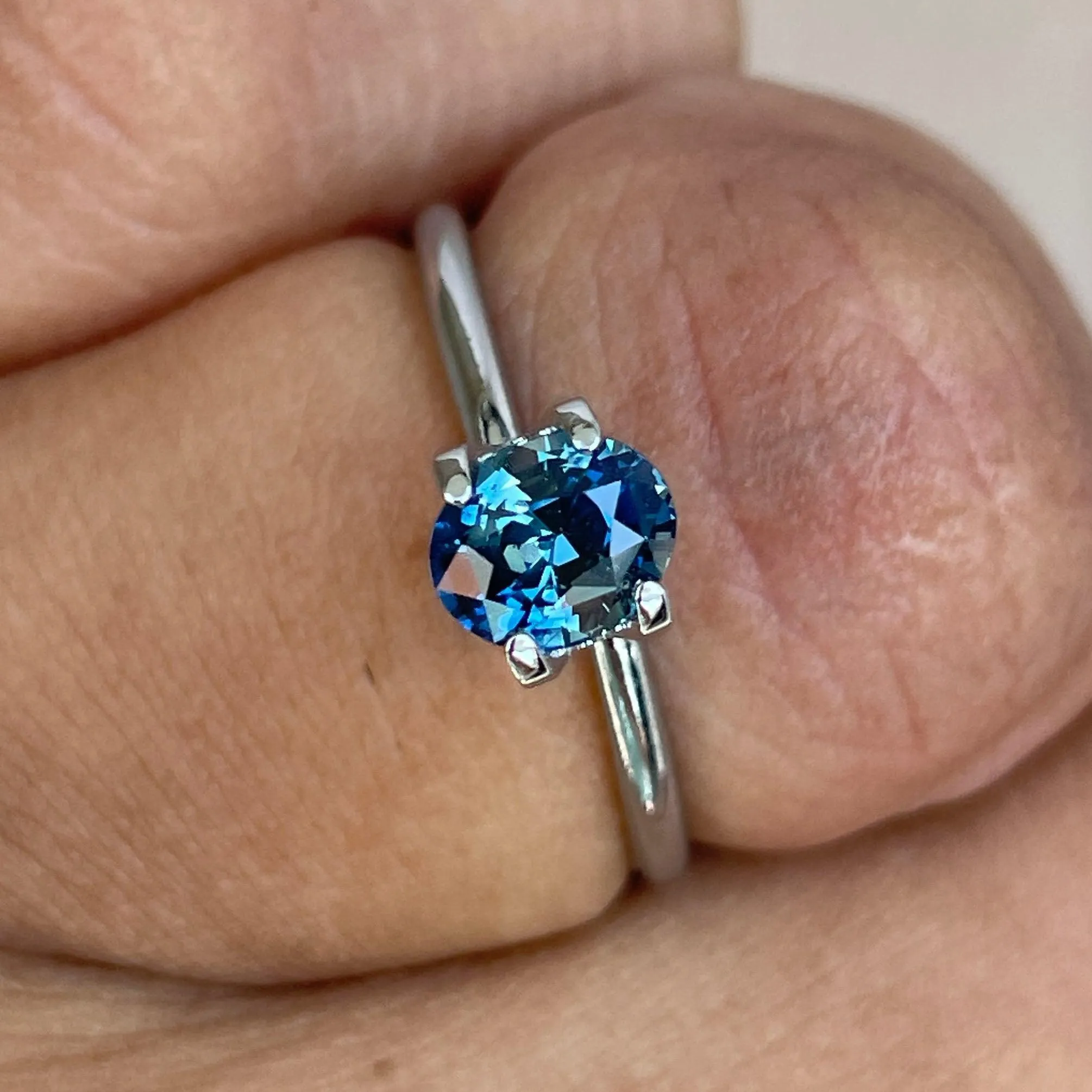 Teal sapphire stone, porto, portugal sapphire 1.08 crt teal sapphire. Earth mined sapphire