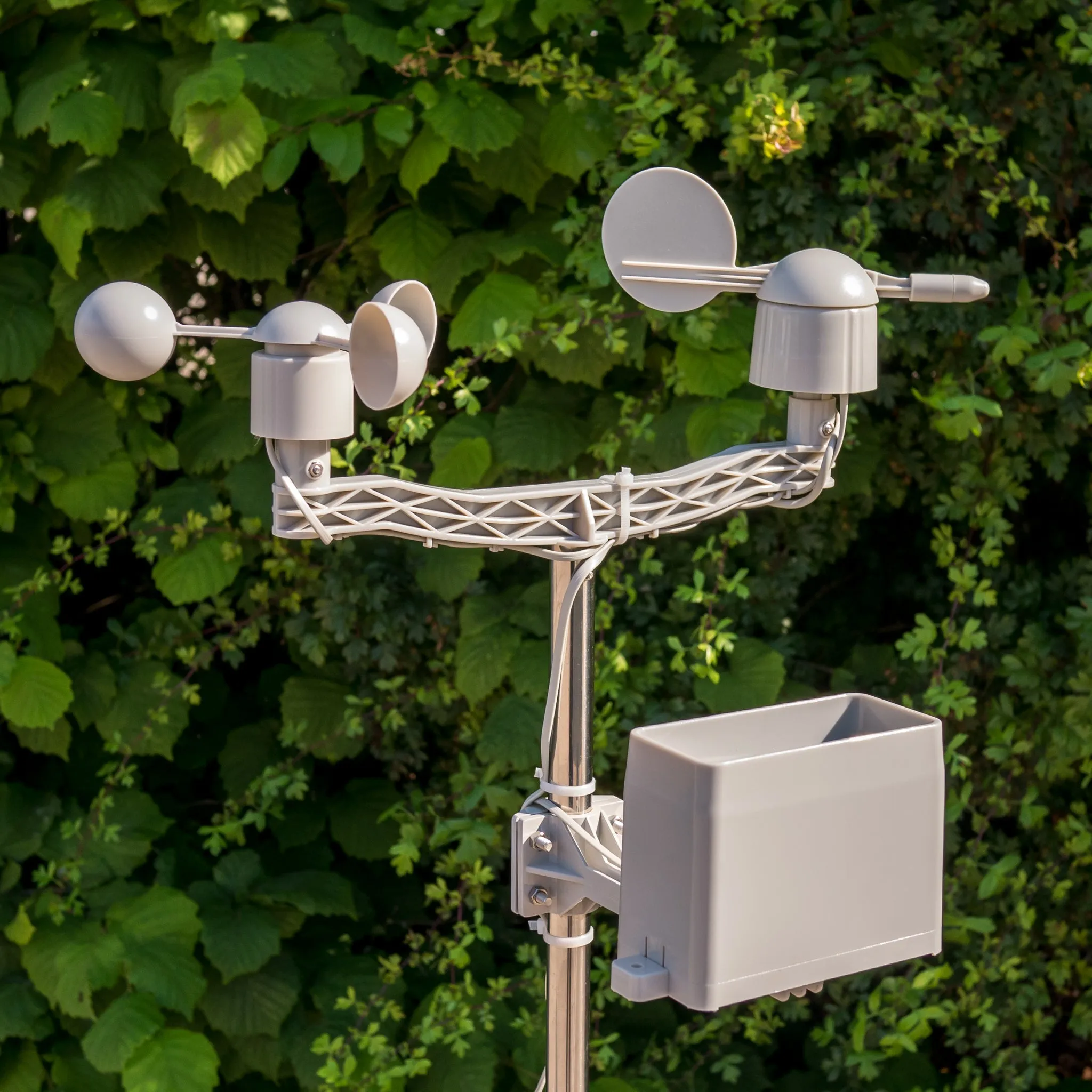 Wind and Rain Sensors for Weather Station (Wind Vane / Anemometer / Rain Gauge)